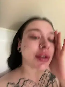 AlishaOfThorns 라이브 XXX 채팅