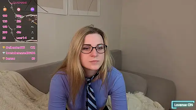 HelenMartines: онлайн-секс-чат