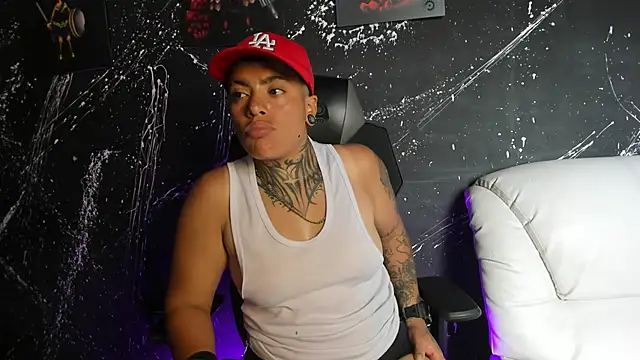 CasperMilers: онлайн-секс-чат