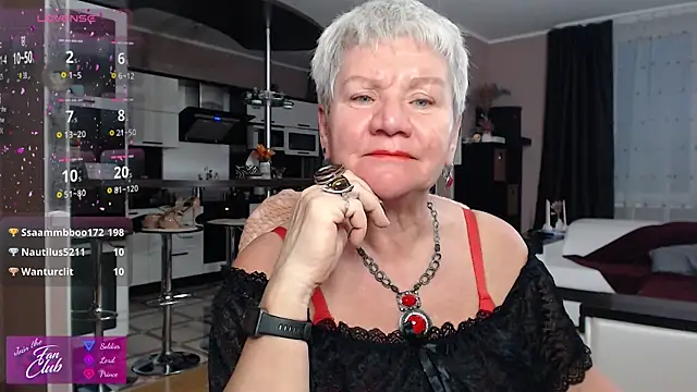 Chatroom XXX en direct de roxana_brooks