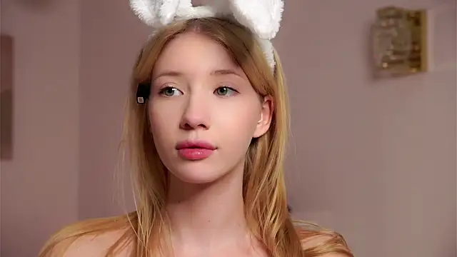 Chat XXX en directo de SunnivaCovil