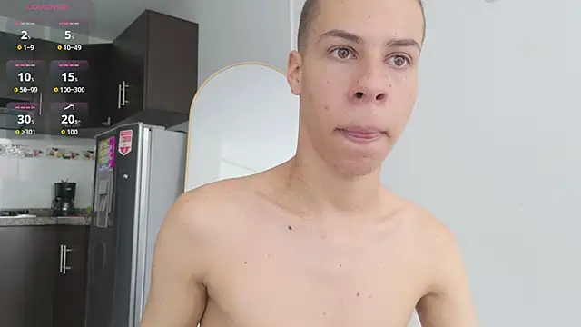 grey___27 Adlı Modelin Canlı XXX Sohbeti