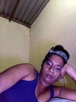 MiZzCreator – Naživo XXX chat