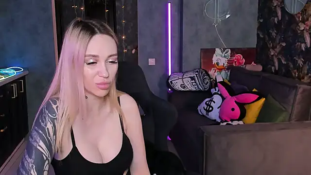 Blckmirrorr Live XXX Chat