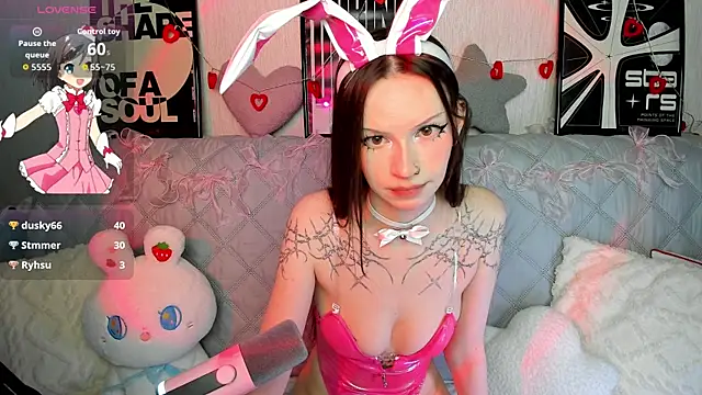 Chatroom XXX en direct de KittiMissi