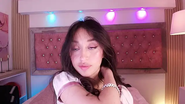 Shy_Cherry_ élő XXX-chatje