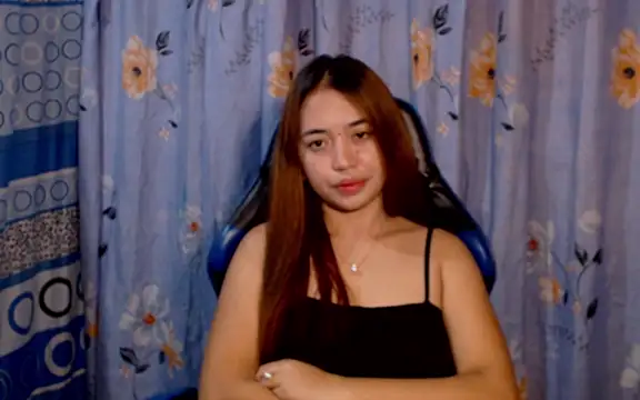 urlover_mae26's Live XXX Chat