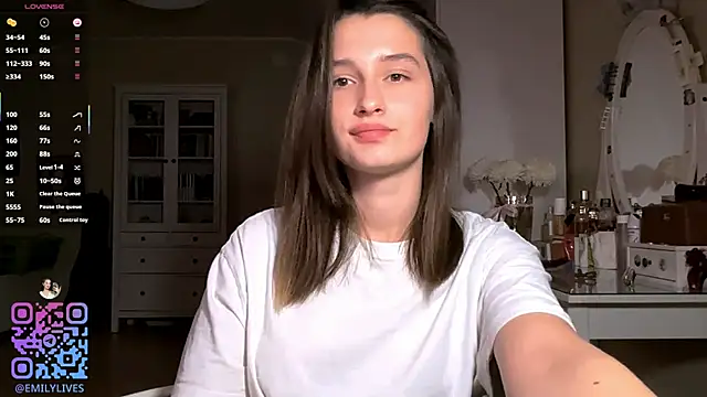 Chatroom XXX en direct de DarlineBrustera