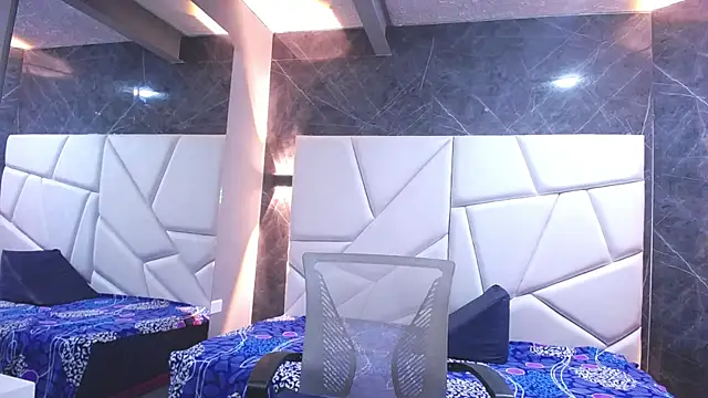 violet_angel13's Live XXX Chat