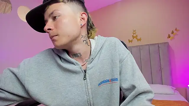 Nascary_Fox élő XXX-chatje