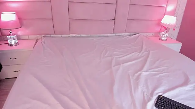 VictoriaLasse élő XXX-chatje