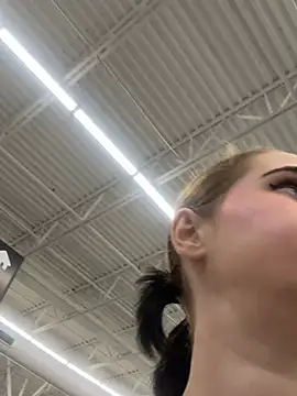 Pokazy przed kamerką – lolabunny9