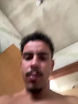 عرض كام menoquarenta