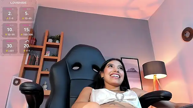 XXX chat uživo modela Tiffany_Low