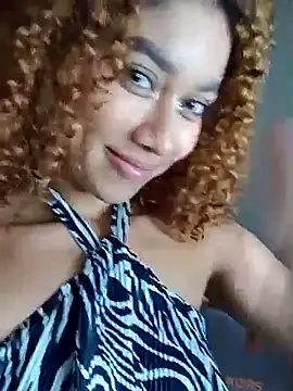 แชท XXX สดของ Sienna_brunette