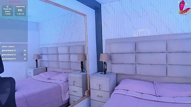 CarolineFyre 即時 XXX 聊天