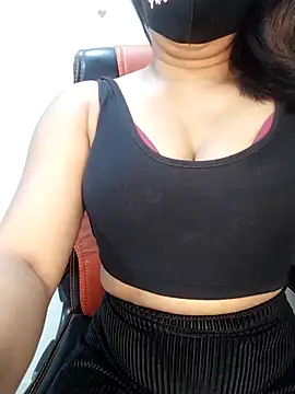 cute-bird- webcam show