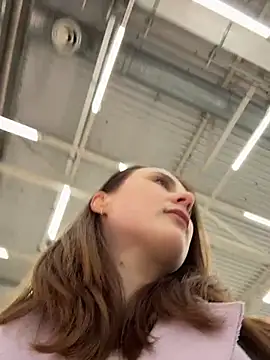 Dina_Tease élő XXX-chatje