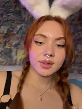 Онлайн чат XXX LunaMillie