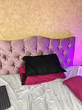 Онлайн чат XXX Missy_22_