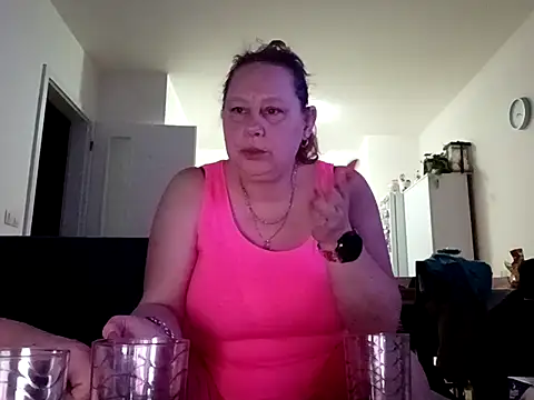 Онлайн чат XXX Jahudka47