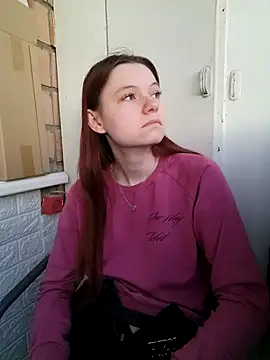 Онлайн чат XXX JessicaHolland1