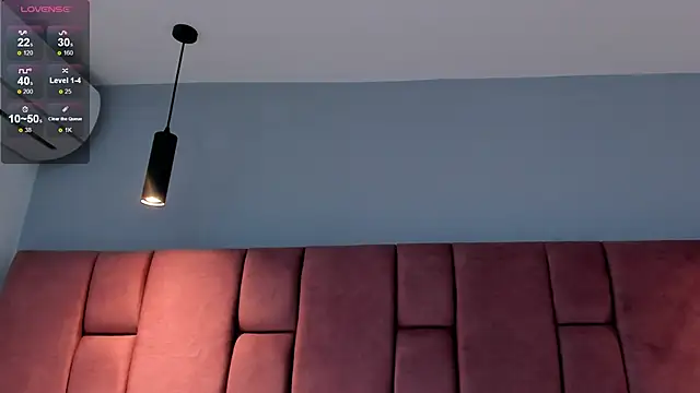 LiilyAdams Adlı Modelin Canlı XXX Sohbeti