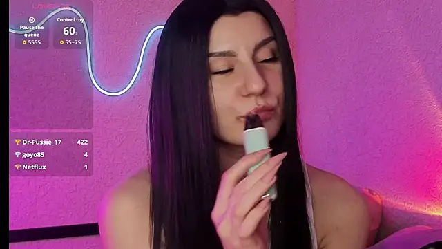 ValeryAlfie: онлайн-секс-чат