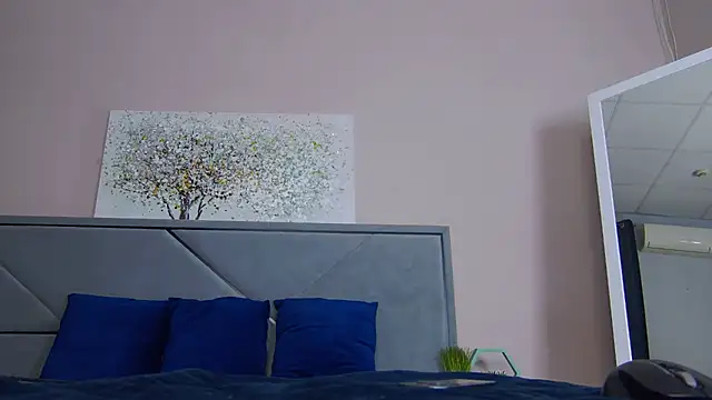 NicoleRosss' Live XXX Chat