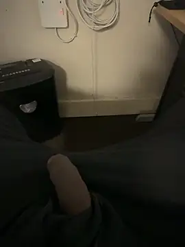 chocolatelongstrokes Show Webcam