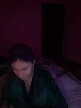 Flossy_Vettie Adlı Modelin Canlı XXX Sohbeti