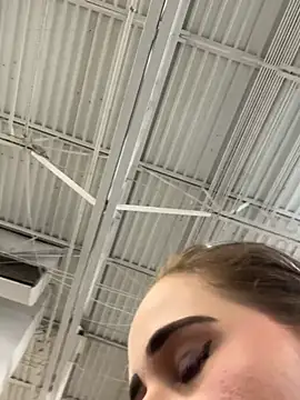 lolabunny9's Webcam Show