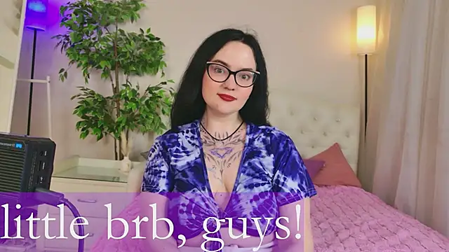 Catherine_Moore_ Chat XXX in diretta