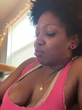 Онлайн чат XXX mochamimi