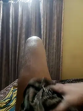 bobby3374 Show in webcam