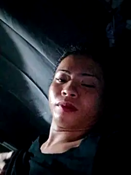 Webkamerová show YourHotMenxie18