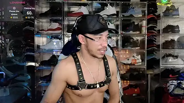 Show de webcam de MoeLovesBearss