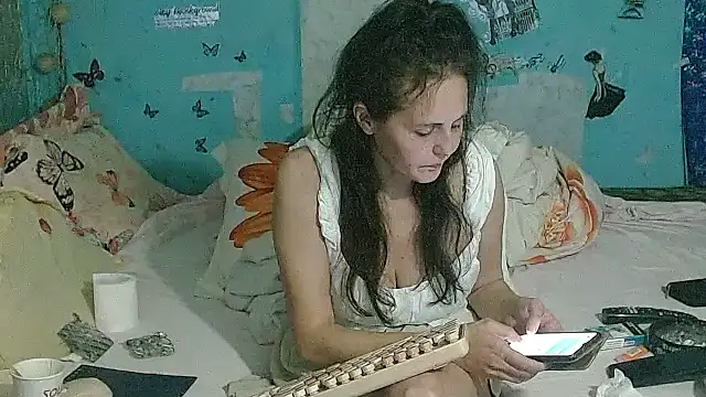 brighteyes77 live XXX chat