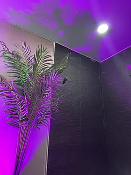 Živý XXX chat Tayler_Kim