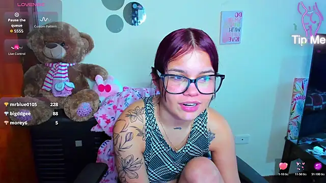 Živý XXX chat Ema__Luna