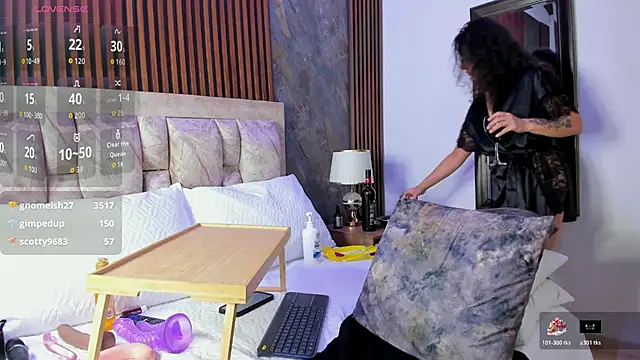 linda_cabal's Live XXX Chat