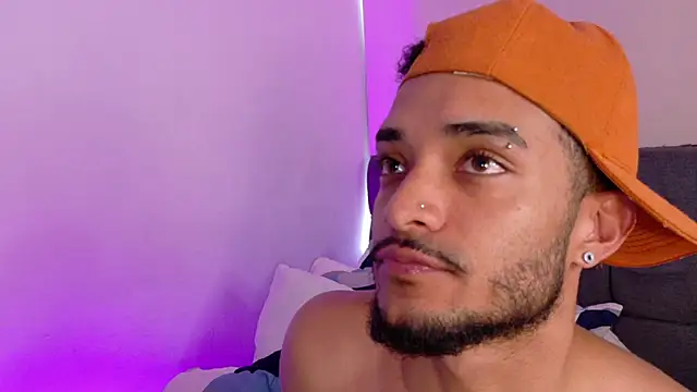 eross_chipre_'s Webcam Show