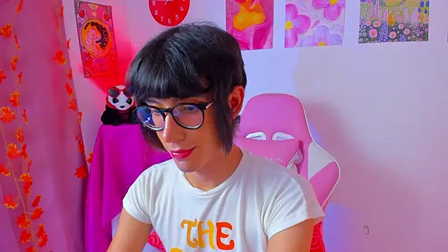 Madeline_21 Webcam Show