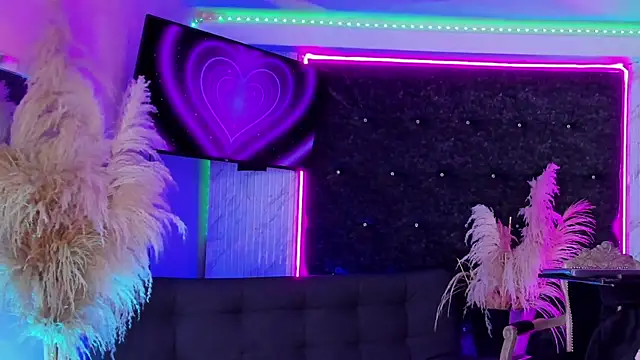 โชว์เว็บแคมของ Queens_Wonders_Blonders