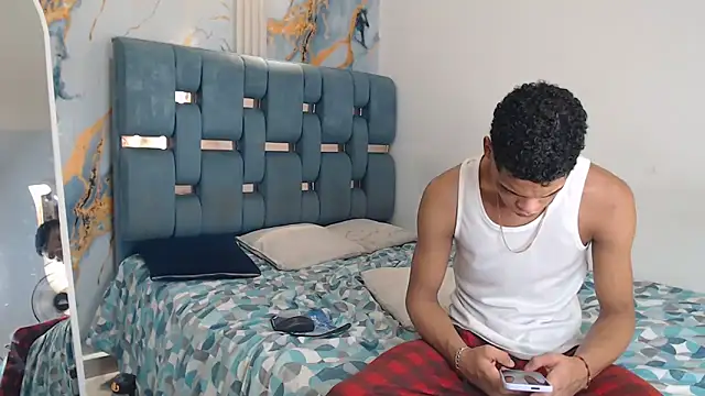 PRETTY_FEMのライブXXXチャット