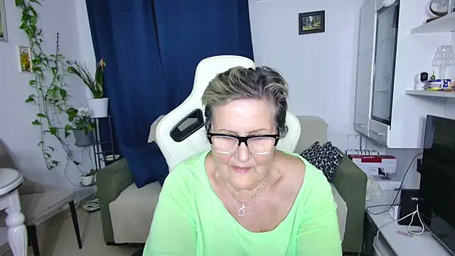 Selenna57 Chat XXX in diretta