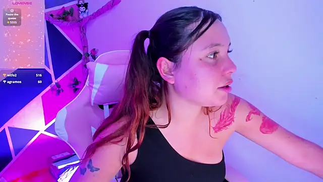 little_emma0 Chat XXX live