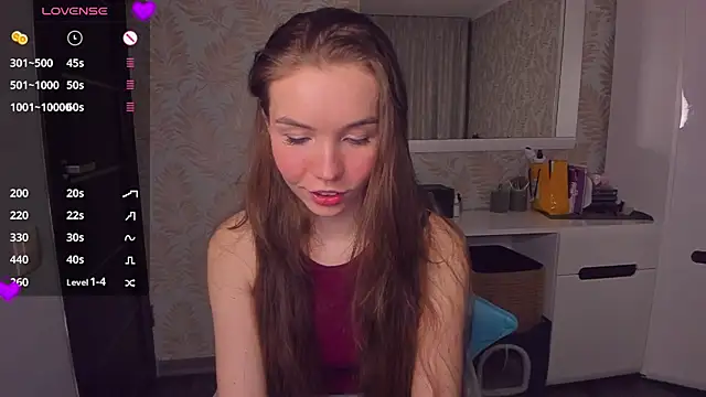 YonaBones' Live XXX Chat