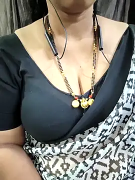 Živý XXX chat bhuvana_555