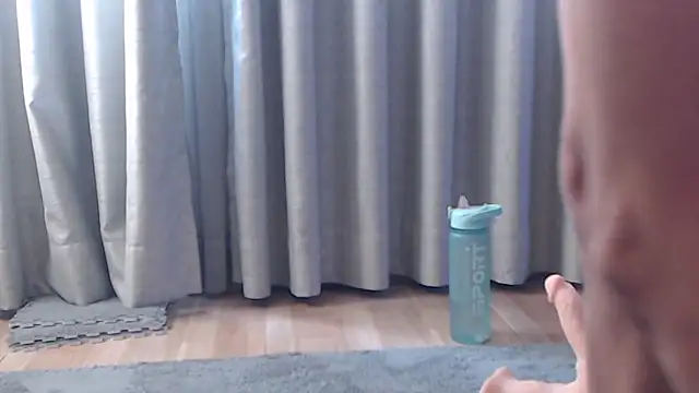 sofiasteven Adlı Modelin Canlı XXX Sohbeti